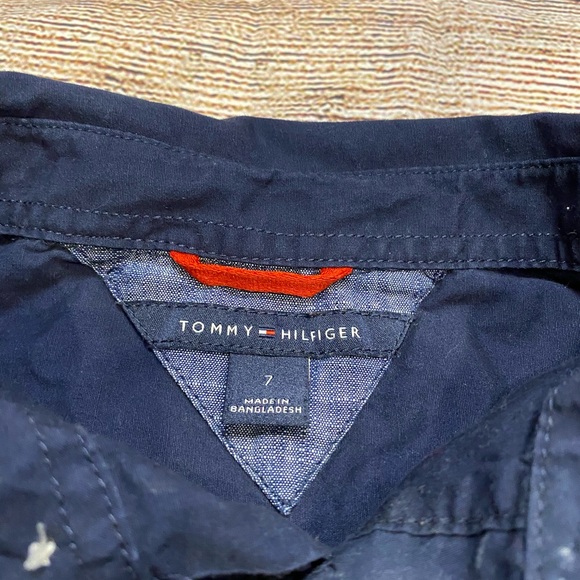 Tommy Hilfigrr button down - Picture 2 of 4